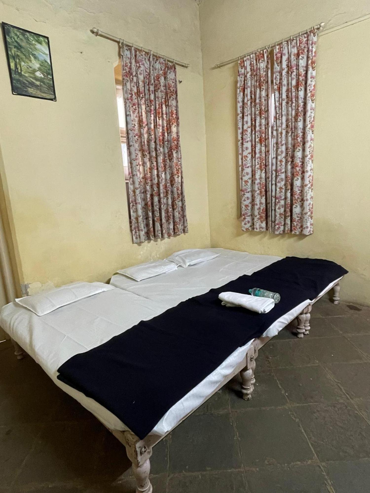 The Imperial Heritage II 2 Minutes From Station And Market II Deluxe Ac Rooms II Lonavala Exteriör bild