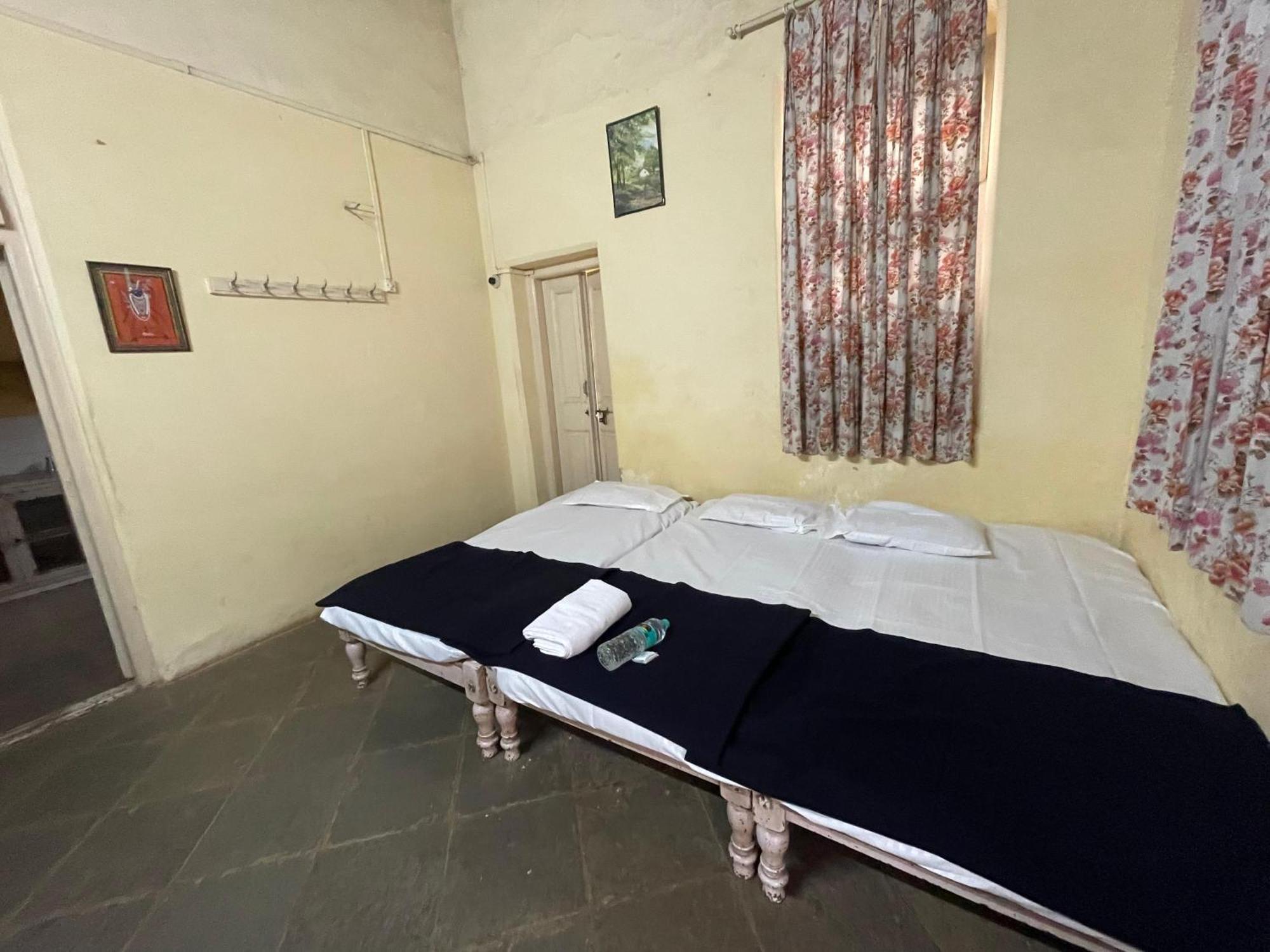 The Imperial Heritage II 2 Minutes From Station And Market II Deluxe Ac Rooms II Lonavala Exteriör bild